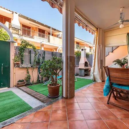 Vakantiehuis Bellarosa 3 *