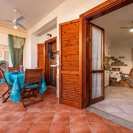 Vakantiehuis Bellarosa 3 *